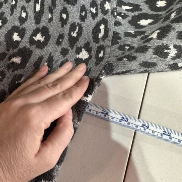 Lucky Brand Leopard Cheetah Print Gray Pullover Sweater Size 1X - Picture 5 of 11